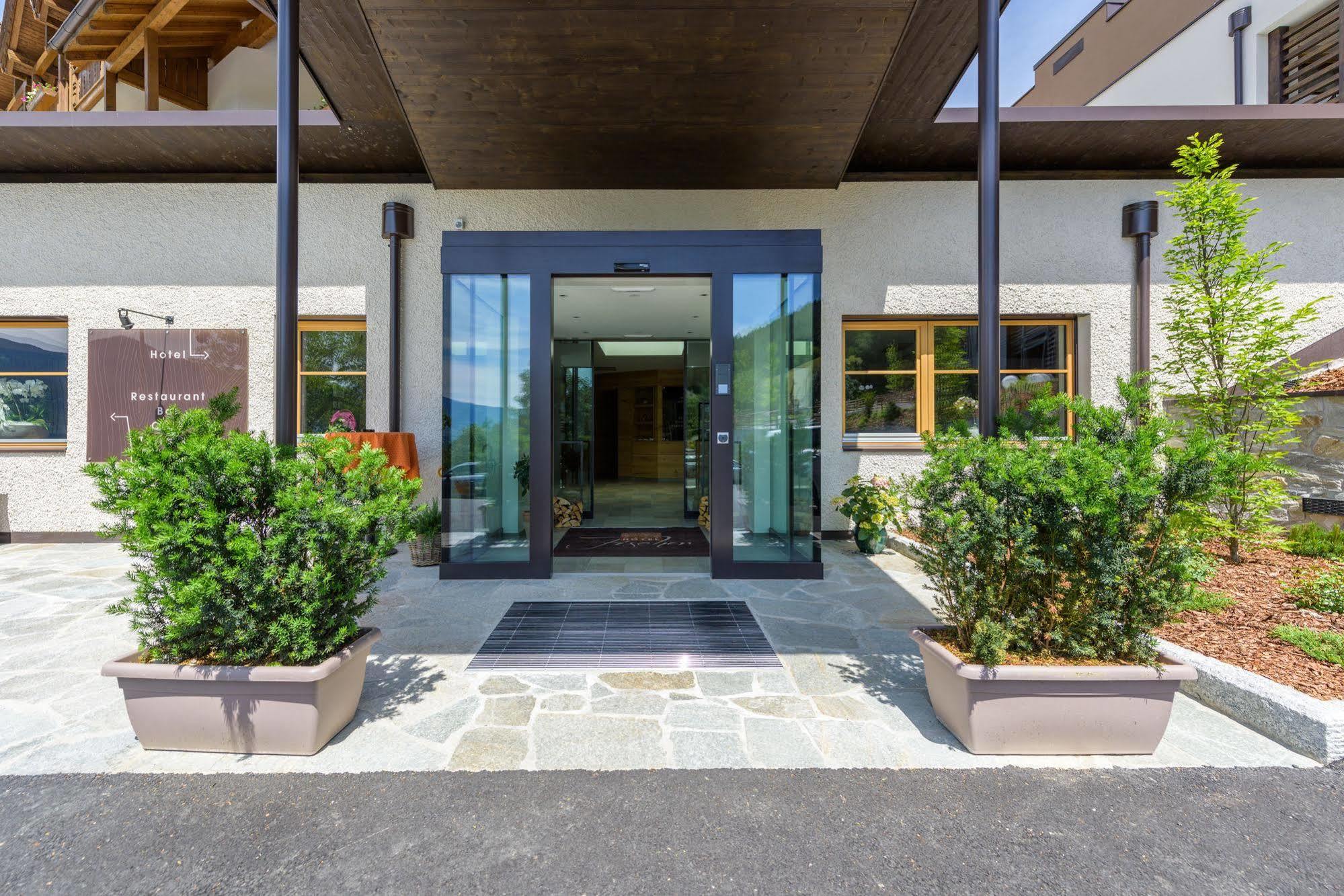 Hotel Fischer Bressanone Exterior photo